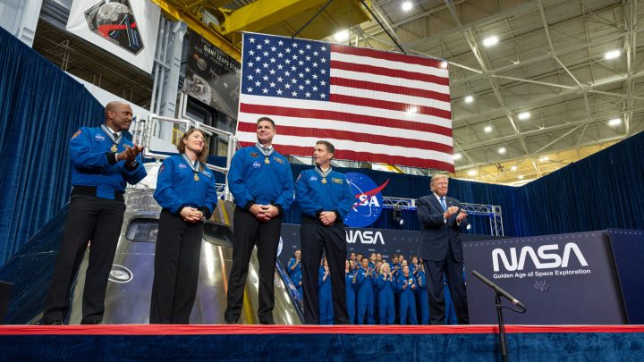 NASA’s Artemis II Crew Receives Congressional Space Medal of Honor