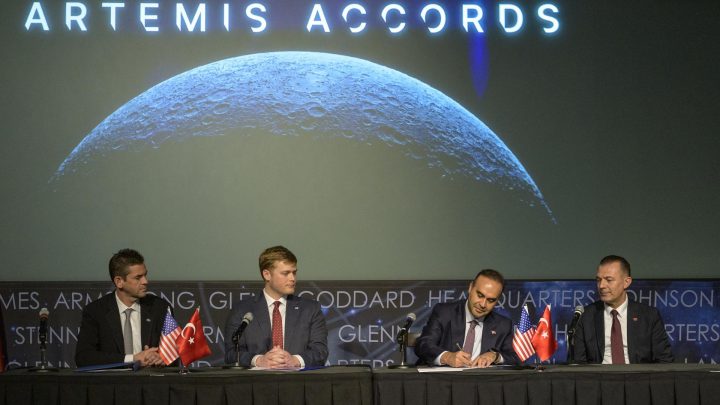 NASA Welcomes Türkiye as Newest Artemis Accords Signatory  