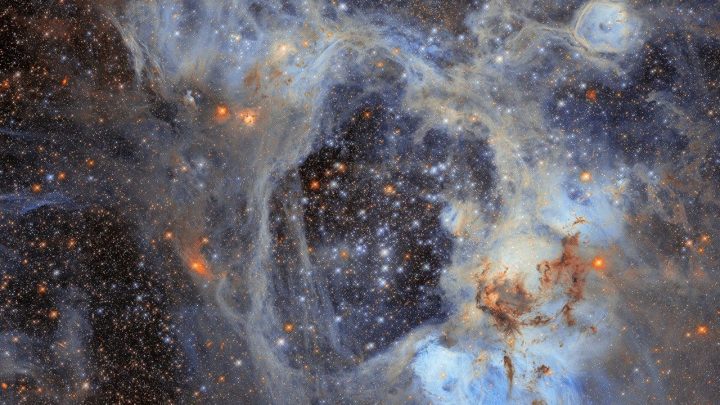 NASA’s Hubble Spies Superbubble Scene