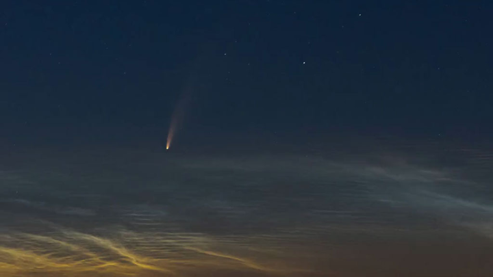 APOD: 2026 September 13 – Comet NEOWISE Rising over the Adriatic Sea