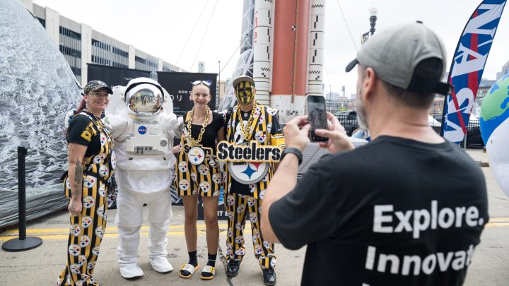 NASA Kicks Off Inspiration Tour with Steelers vs. Falcons Game