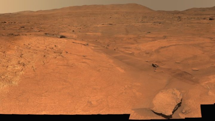 NASA Discovery Reveals Complex Water Systems on Early Mars