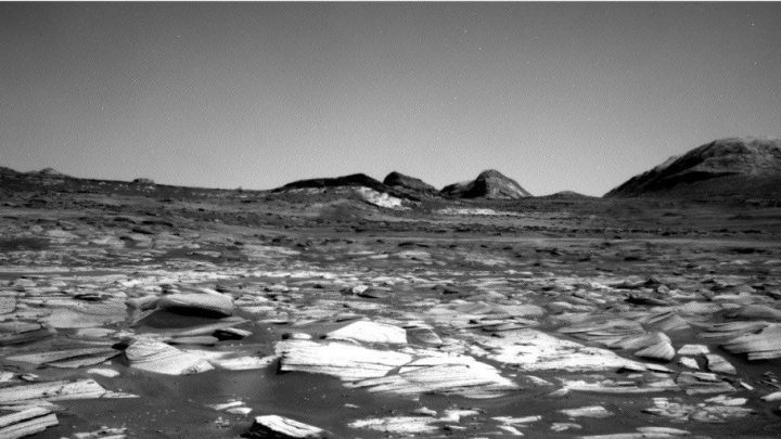 Curiosity Blog, Sols 5010-5015: Checking out the Bands