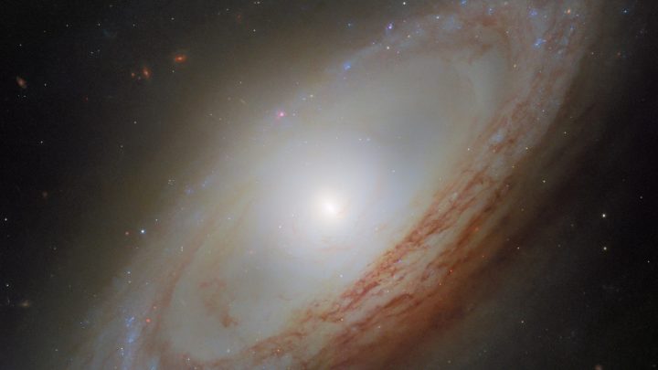 Hubble Spots Chaotic Secret in Galaxy