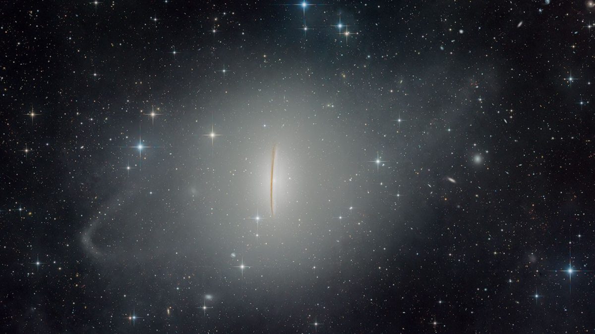 APOD: 2026 October 5 – M104: The Sombrero Galaxy’s Tidal Streams