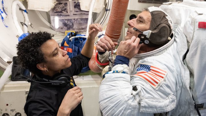 NASA Astronauts to Answer Questions from Florida Students