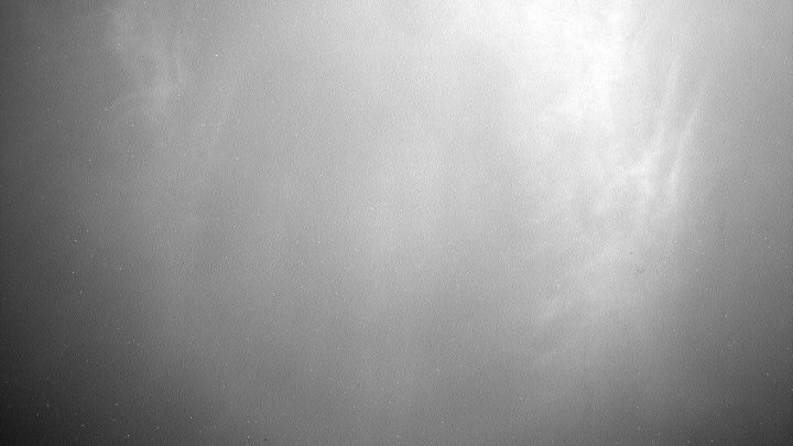 Curiosity Blog, Sols 5036-5042: Watching the Clouds Go By